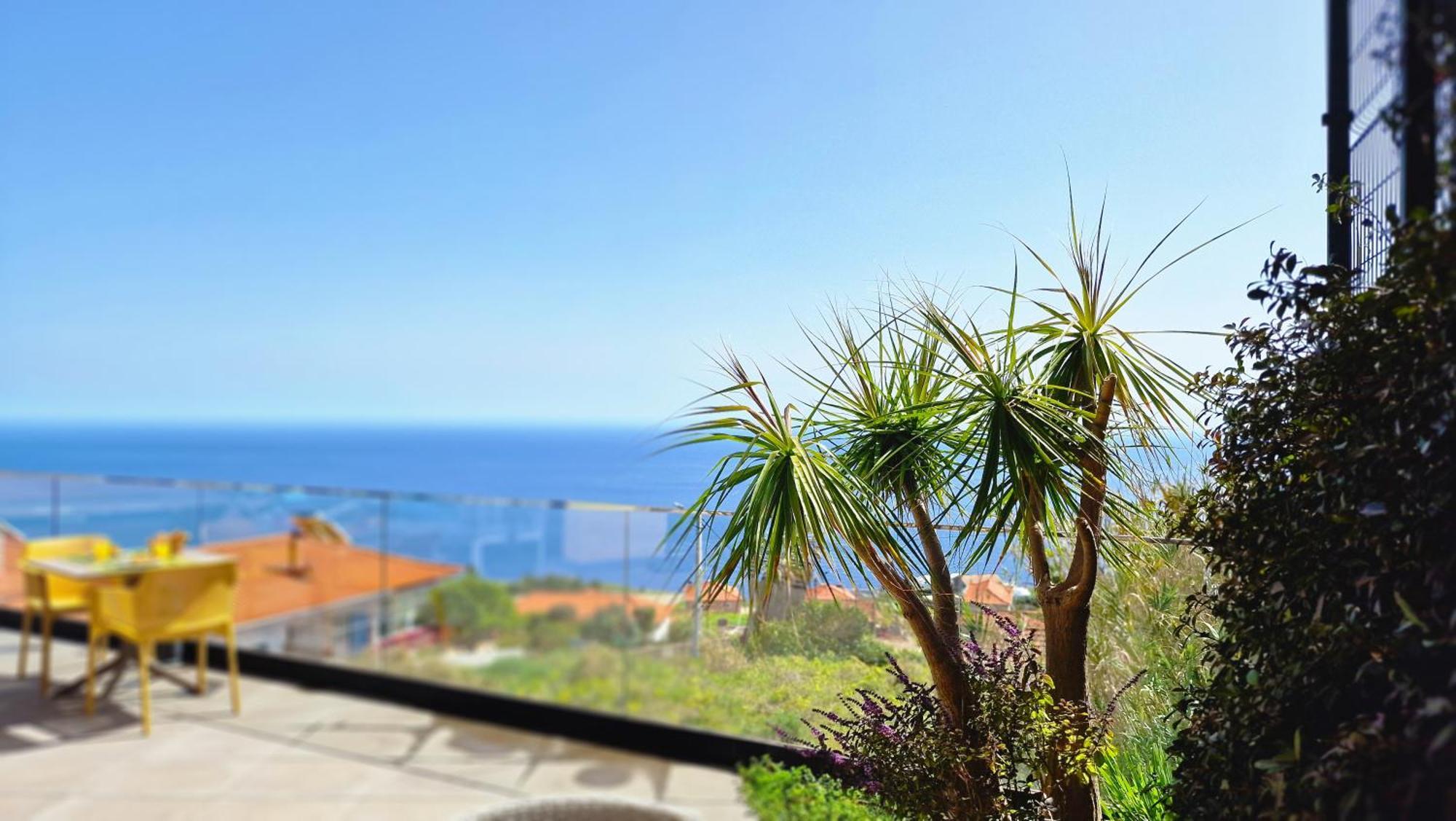 Eden Sun - A Modern Luxury Villa With A Panoramic View Prazeres Exterior foto